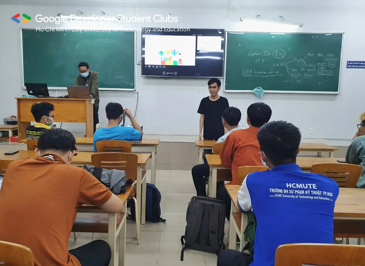 Recap | Kick off – Cuộc thi học thuật "Sinh viên với an toàn thông tin" HCMUTE (HCMUTE_CTF) (10)