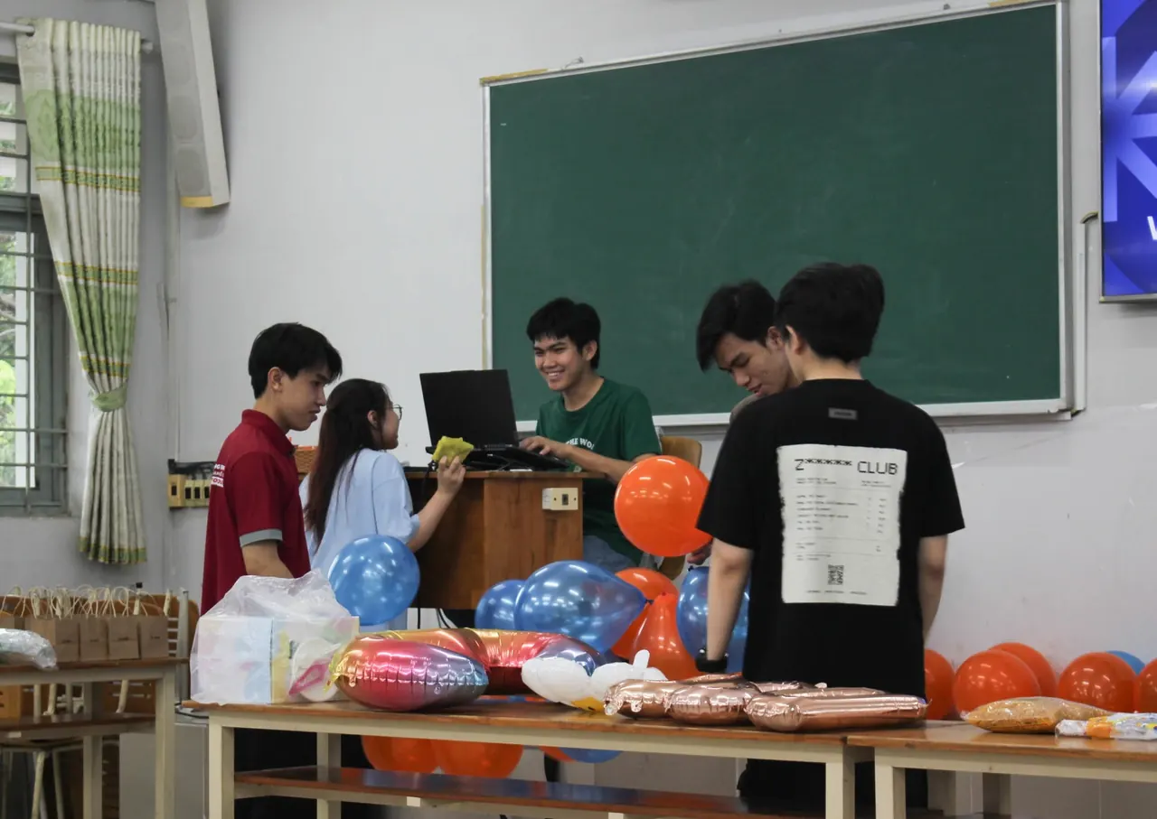 Memory recap | Chào đón thành viên mới &amp; kỷ niệm 3 năm thành lập (21)