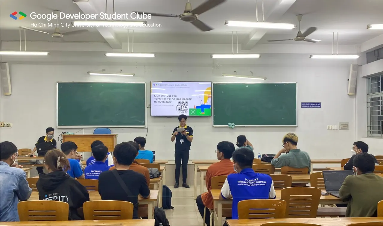 Recap | Kick off – Cuộc thi học thuật "Sinh viên với an toàn thông tin" HCMUTE (HCMUTE_CTF) (4)