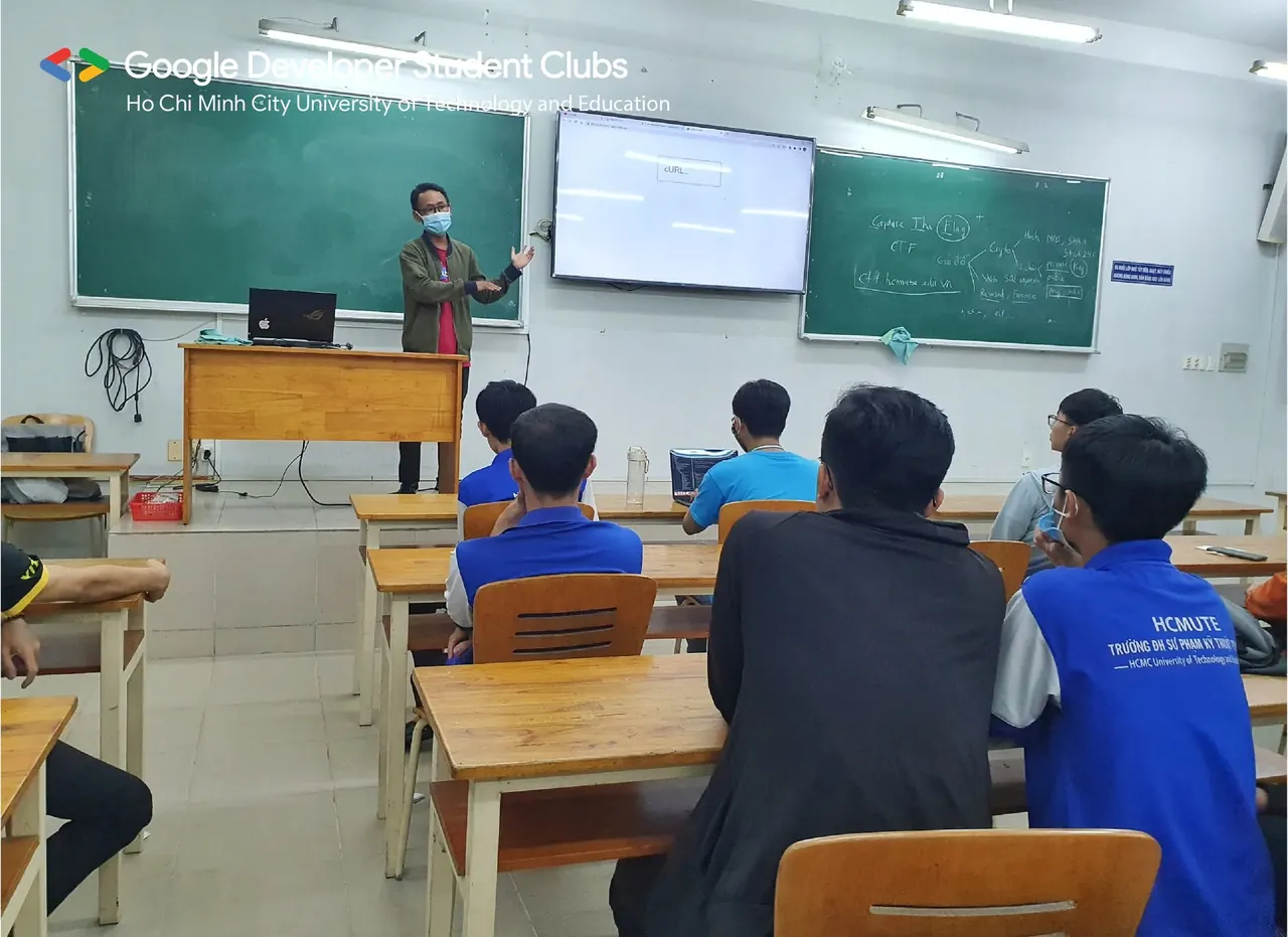Recap | Kick off – Cuộc thi học thuật "Sinh viên với an toàn thông tin" HCMUTE (HCMUTE_CTF) (7)